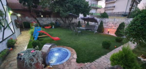 Antonio Apartments